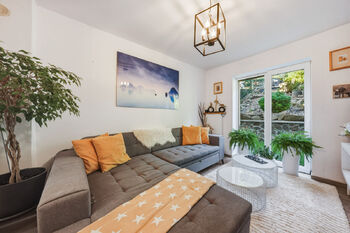 Obývací pokoj - Prodej domu 109 m², Benešov nad Ploučnicí