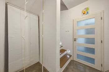 Chodba - Prodej domu 109 m², Benešov nad Ploučnicí