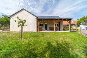 Prodej domu 428 m², Chvalatice