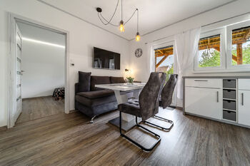 Prodej domu 428 m², Chvalatice