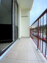 Balkon - Pronájem bytu 1+1 v družstevním vlastnictví 33 m², Náchod