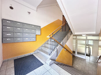 Prodej bytu 1+1 v osobním vlastnictví 42 m², Praha 10 - Vršovice