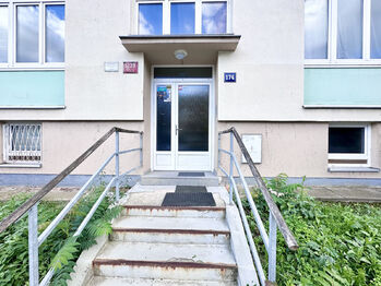 Prodej bytu 1+1 v osobním vlastnictví 42 m², Praha 10 - Vršovice