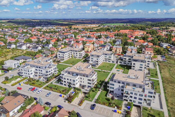 Prodej bytu 2+kk v osobním vlastnictví 47 m², Horoměřice