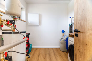 technická místnost - Prodej domu 180 m², Černuc