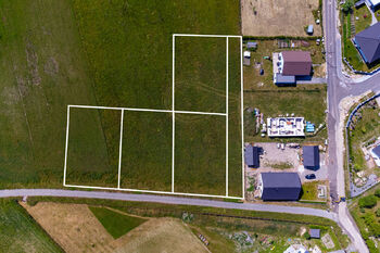 Prodej pozemku 4264 m², Uhersko