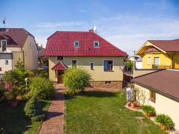 Prodej domu 207 m², Starý Plzenec