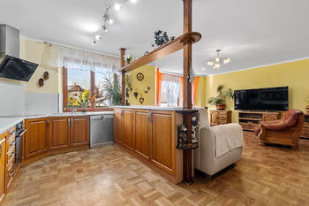 Prodej domu 207 m², Starý Plzenec
