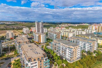 Prodej bytu 3+kk v osobním vlastnictví 67 m², Praha 5 - Hlubočepy
