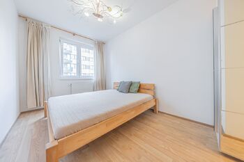 Prodej bytu 3+kk v osobním vlastnictví 67 m², Praha 5 - Hlubočepy