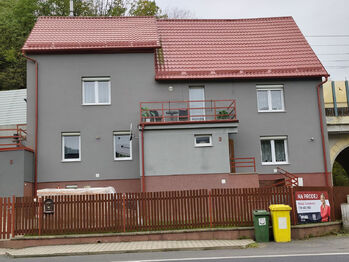 Prodej domu 292 m², Dobkovice