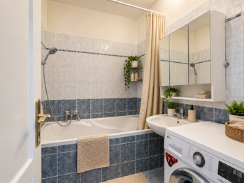 Prodej bytu 3+1 v osobním vlastnictví 82 m², Praha 6 - Břevnov