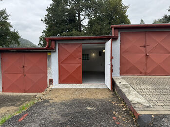 Pronájem garáže 21 m², Děčín