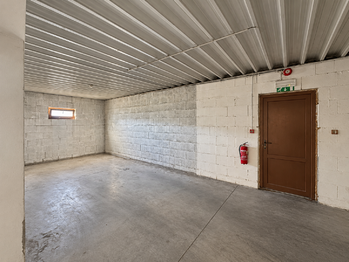 Pronájem garáže 964 m², Plzeň