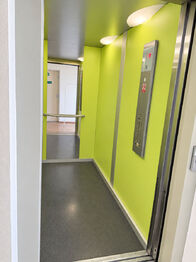 Výtah - Pronájem bytu 2+kk v osobním vlastnictví 63 m², Praha 8 - Kobylisy