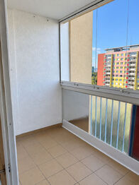 Lodžie - Pronájem bytu 2+kk v osobním vlastnictví 63 m², Praha 8 - Kobylisy