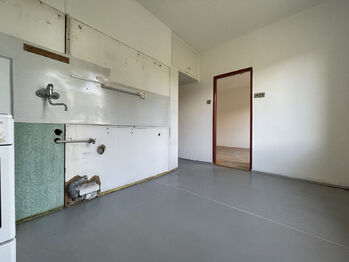 Prodej bytu 2+1 v osobním vlastnictví 50 m², Praha 9 - Hloubětín