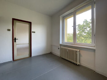 Prodej bytu 2+1 v osobním vlastnictví 50 m², Praha 9 - Hloubětín
