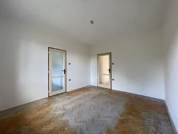 Prodej bytu 2+1 v osobním vlastnictví 50 m², Praha 9 - Hloubětín