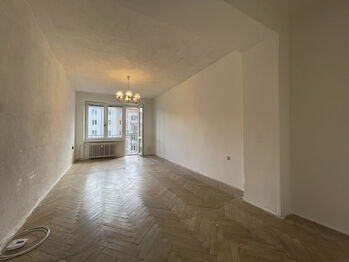 Prodej bytu 2+1 v osobním vlastnictví 50 m², Praha 9 - Hloubětín