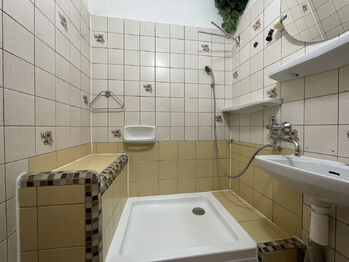 Prodej bytu 2+1 v osobním vlastnictví 50 m², Praha 9 - Hloubětín