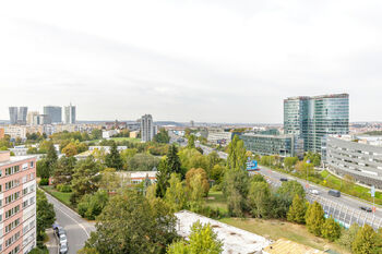 Prodej bytu 3+1 v osobním vlastnictví 73 m², Praha 4 - Michle