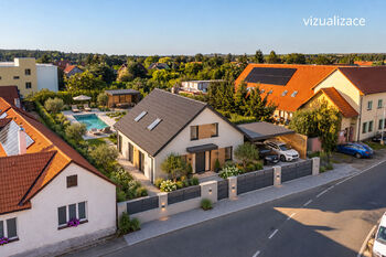 Prodej domu 350 m², Tišice