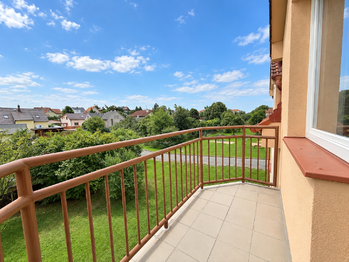 Balkon - Prodej bytu 2+kk v družstevním vlastnictví 59 m², Benátky nad Jizerou