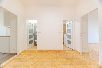 Pronájem bytu 3+kk v osobním vlastnictví 76 m², Praha 10 - Vršovice
