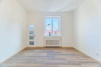 Kuchyně - Pronájem bytu 3+kk v osobním vlastnictví 76 m², Praha 10 - Vršovice