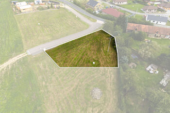Prodej pozemku 1183 m², Obory