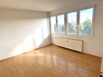 Prodej bytu 3+1 v osobním vlastnictví 56 m², Pardubice