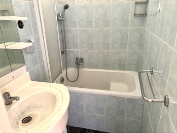 Prodej bytu 3+1 v osobním vlastnictví 56 m², Pardubice