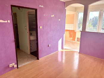 Prodej bytu 3+1 v osobním vlastnictví 56 m², Pardubice