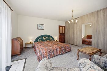 Prodej domu 232 m², Dolní Břežany