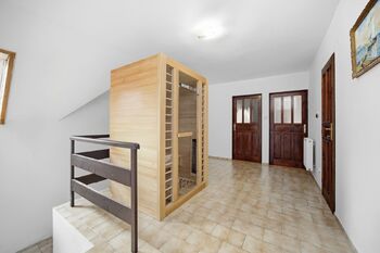 Prodej domu 232 m², Dolní Břežany