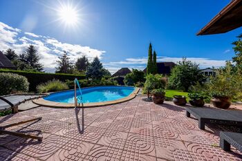 Prodej domu 232 m², Dolní Břežany
