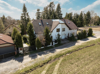 Pronájem domu 196 m², Zvole