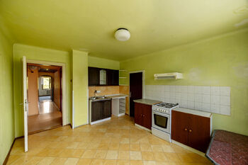 +420 721 415 122|Lucie Krechterová|lucie.krechterova@remax.cz - Prodej domu 288 m², Orlová