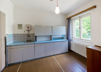 +420 721 415 122|Lucie Krechterová|lucie.krechterova@remax.cz - Prodej domu 288 m², Orlová