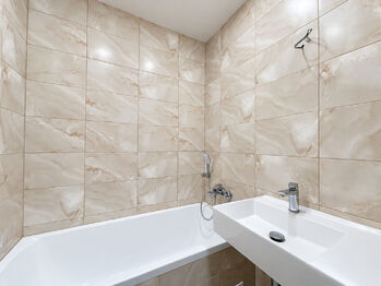 Prodej bytu 2+1 v osobním vlastnictví 60 m², Praha 10 - Záběhlice