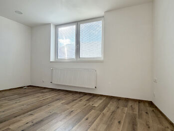 Pronájem bytu 1+kk v osobním vlastnictví 31 m², Syrovice