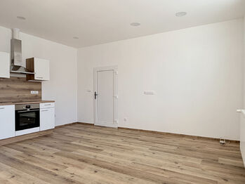 Pronájem bytu 1+kk v osobním vlastnictví 31 m², Syrovice