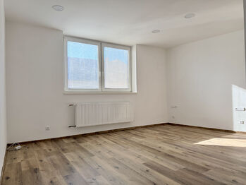Pronájem bytu 1+kk v osobním vlastnictví 31 m², Syrovice