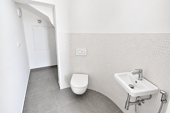 Pronájem kancelářských prostor 110 m², Hradec Králové