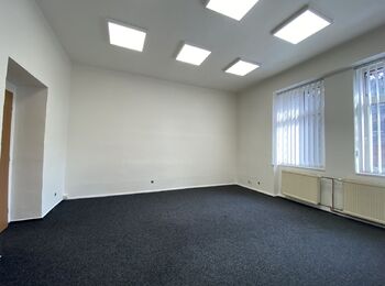 1 NP - Prodej nájemního (činžovního) domu 615 m², Ostrava