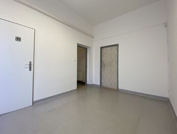 2 NP - Prodej nájemního (činžovního) domu 615 m², Ostrava
