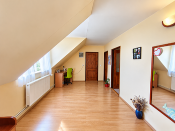 Prodej domu 235 m², Toužim