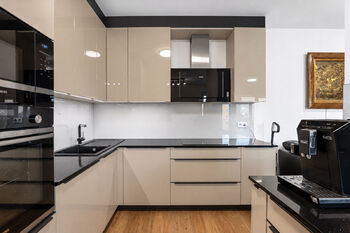 Prodej bytu 3+kk v osobním vlastnictví 90 m², Praha 10 - Hostivař