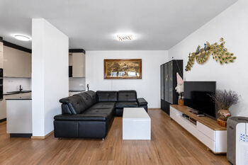 Prodej bytu 3+kk v osobním vlastnictví 90 m², Praha 10 - Hostivař